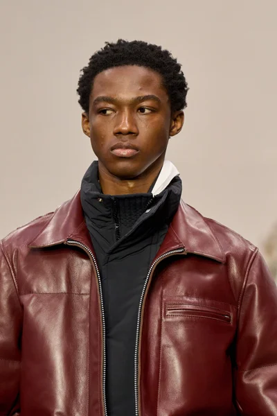Look 38
